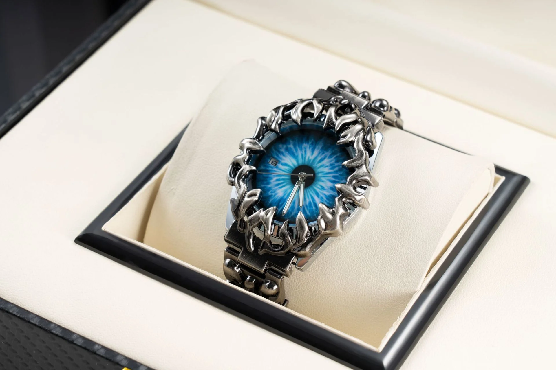 Hip-Hop Millennium Retro Style Watch For Men - Image 6
